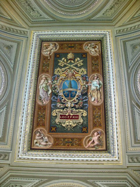 Vatican City - Vatican Museum-01.JPG